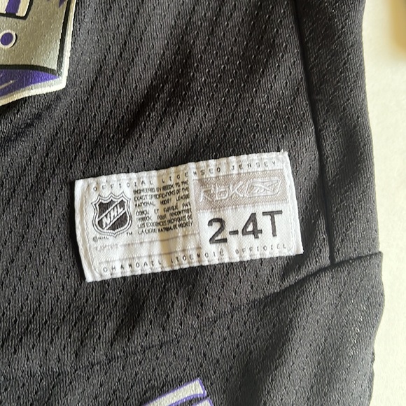 Los Angeles Kings Kids Jersey / NHL / Reebok - Picture 4 of 7